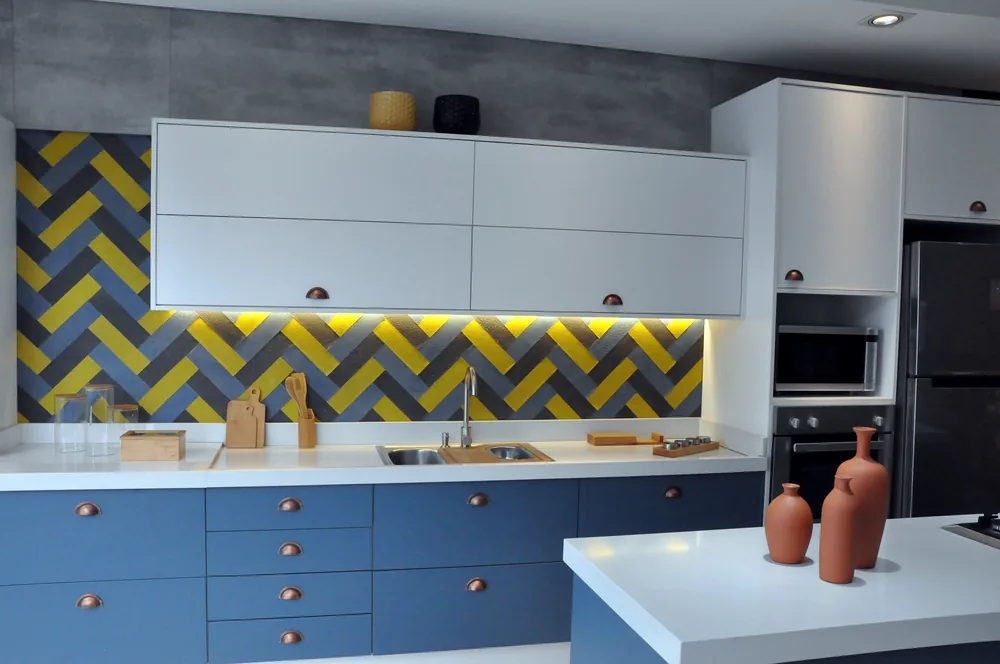 Cozinha planejada azul